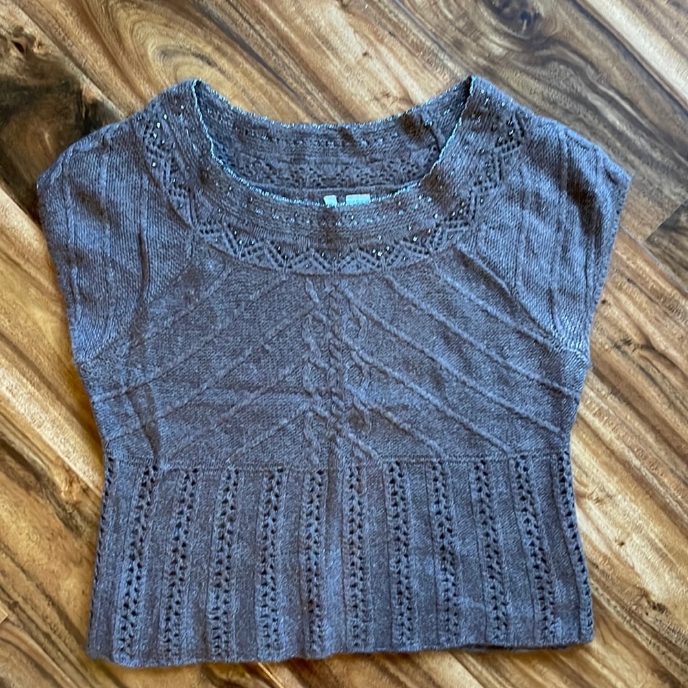 Soft Crop sweater size L